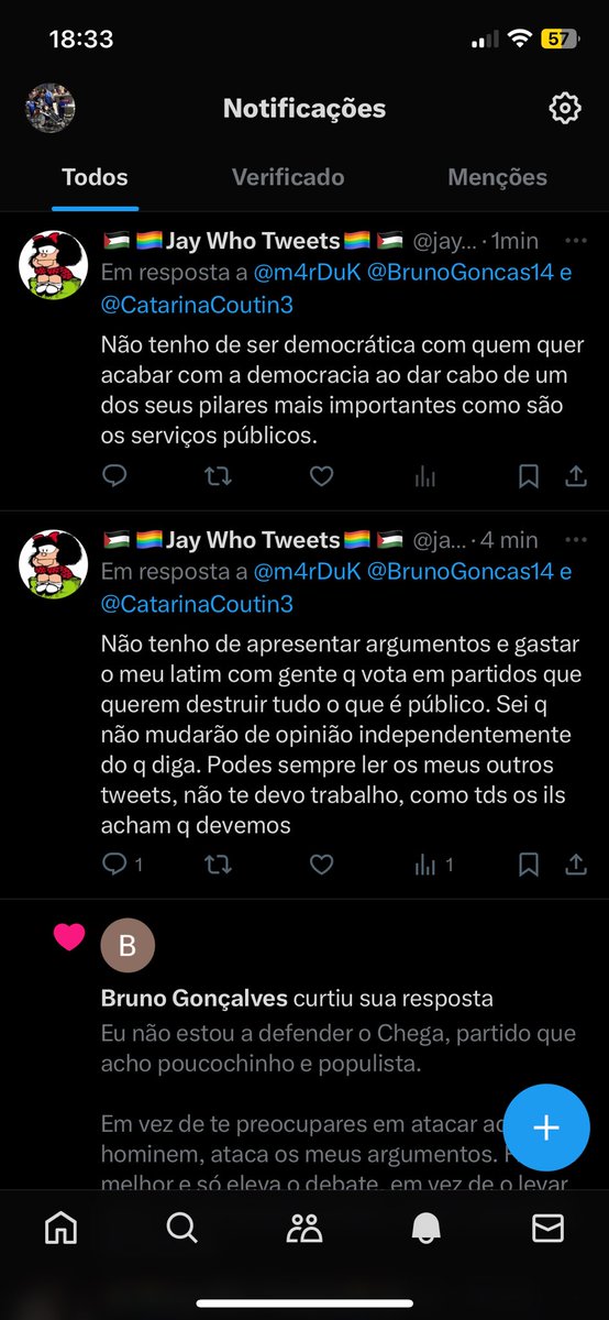 Sem qualquer ofensa, mas apenas demonstrando argumentos falaciosos, acabei bloqueado por uma defensora da democracia. O conceito de democracia desta gente é assustador…