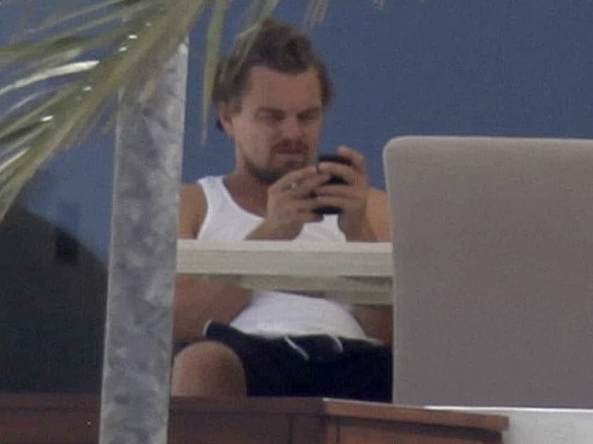 LetsWingItPod's tweet photo. Leo swiped right by accident on a 27-year-old https://t.co/M8DU2FSn5j