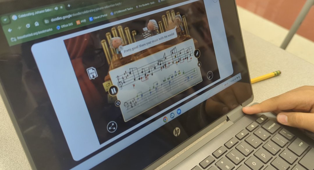mistawilmo's tweet image. In class we continued our lesson on Bach with a fun Google Doodle. I love to see my kids create music in different ways! Even had a kid peek over to the DJ lesson we&apos;ll be doing later this year 😄 #Google #googledoodles