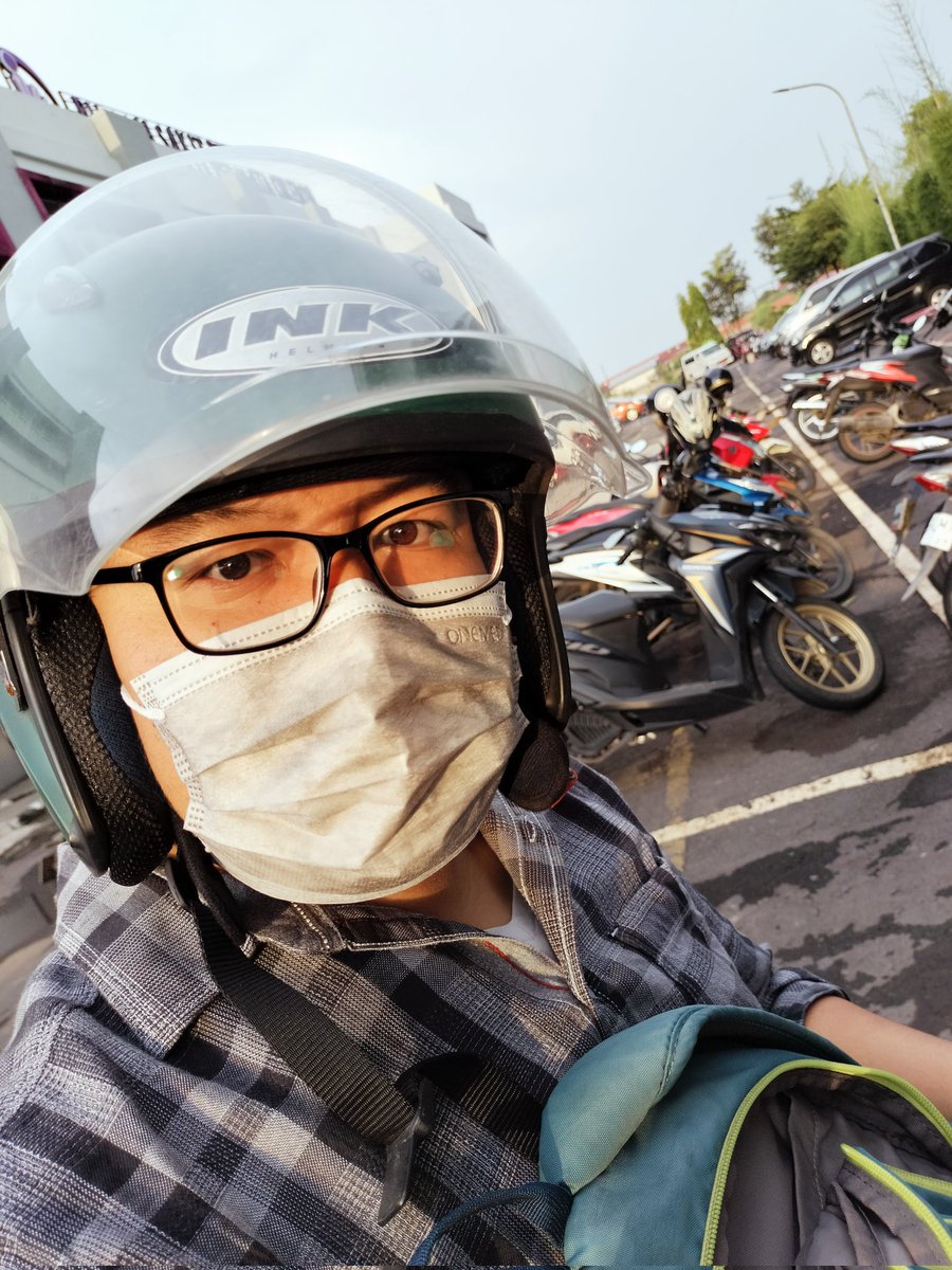 Praewpraewat's tweet photo. Taser... https://t.co/4Aeo16KA6b