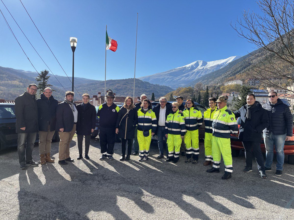 Un sabato ricco di impegni nel nostro Abruzzo e nella provincia di #Chieti, tra Taranta Peligna e Lama dei Peligni. 

Come ripeto sempre, le nostre aree interne rappresentano uno straordinario patrimonio… 

➡️ facebook.com/saramarcozzi.a…