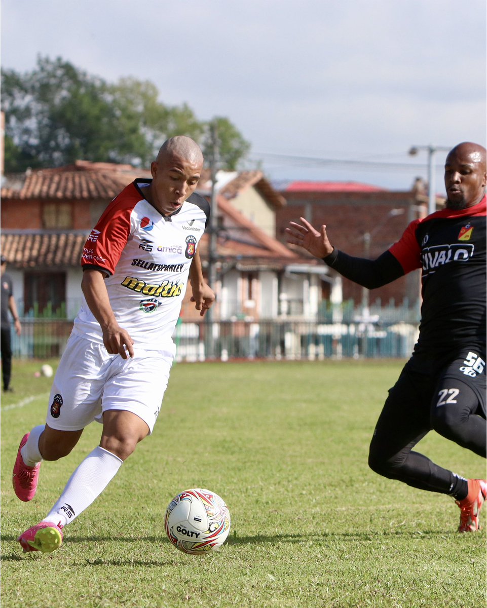 Caracas_FC's tweet photo. 𝐅𝐮́𝐭𝐛𝐨𝐥 𝐞𝐧 𝐋𝐚 𝐂𝐞𝐣𝐚 🇨🇴

𝐃𝐯𝐨. 𝐏𝐞𝐫𝐞𝐢𝐫𝐚 𝐅𝐂 𝟏-𝟏 𝐂𝐚𝐫𝐚𝐜𝐚𝐬 𝐅𝐂

⚽️ Yeison Mena 

#SomosCaracas #DaleRo https://t.co/zQnQ2BfdR1