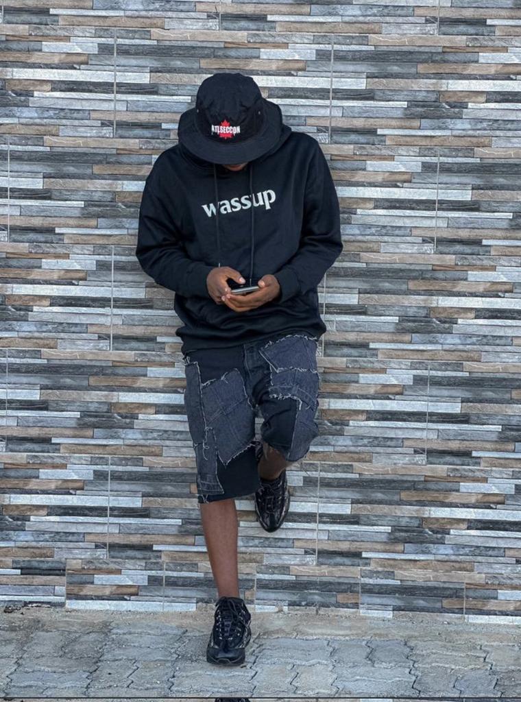Mama don’t worry ndikasafona im oky minamato yenyu inondi chengeta everyday🙏🏾

Mangwana kunei out now🔥🔥🚀