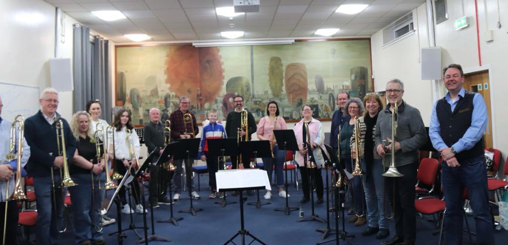 alangemmell's tweet photo. Thanks to @Idbrass for letting me join their workshop today with Dr Brett Baker. Great to see community music making and meet amazing Ayrshire musicians. https://t.co/8dxR8tnLVa