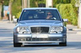 elmorabit132's tweet photo. Sir @LewisHamilton cruising in the Mercedes-Benz W124 E500. https://t.co/y285uVjXhW