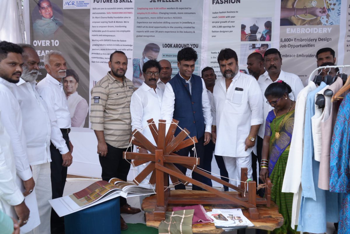 Remembering my grandfather, Dr #MarriChannaReddy Garu on his 105th birthday. Thank you Honourable Governor @DrTamilisaiGuv Garu for your presence. Our foundation continues to work with his vision In innovation, skilling, R&D, Job creation. Also Congress party karyakartas at…