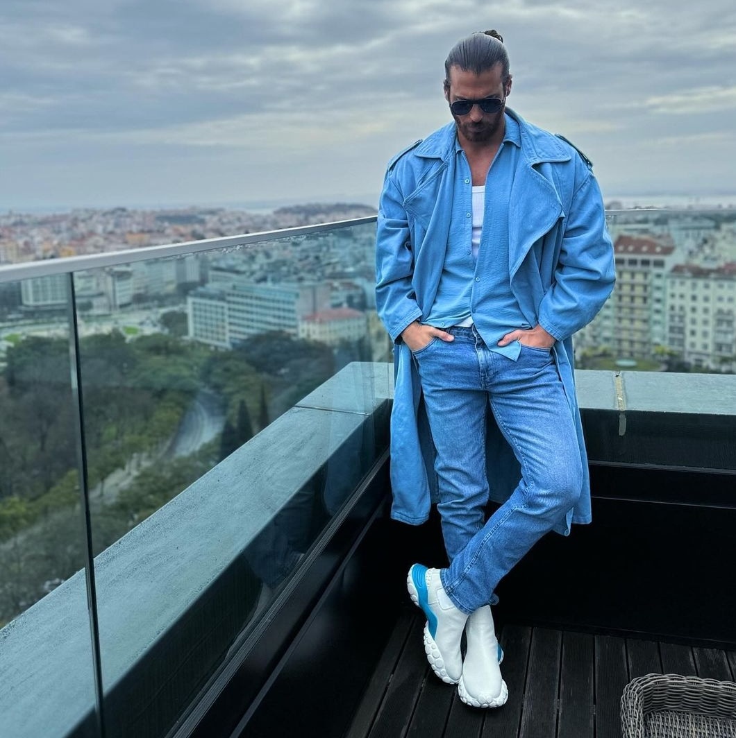 Lisboa hoy es azul Can Yaman
#CanYamanForChildren #BreakTheWallTour2024 #CanYamanPortugal2024