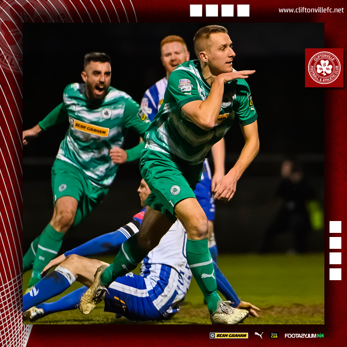 cliftonvillefc's tweet photo. 💚 Seven minutes Addisional time. https://t.co/2CbeyKJu5w