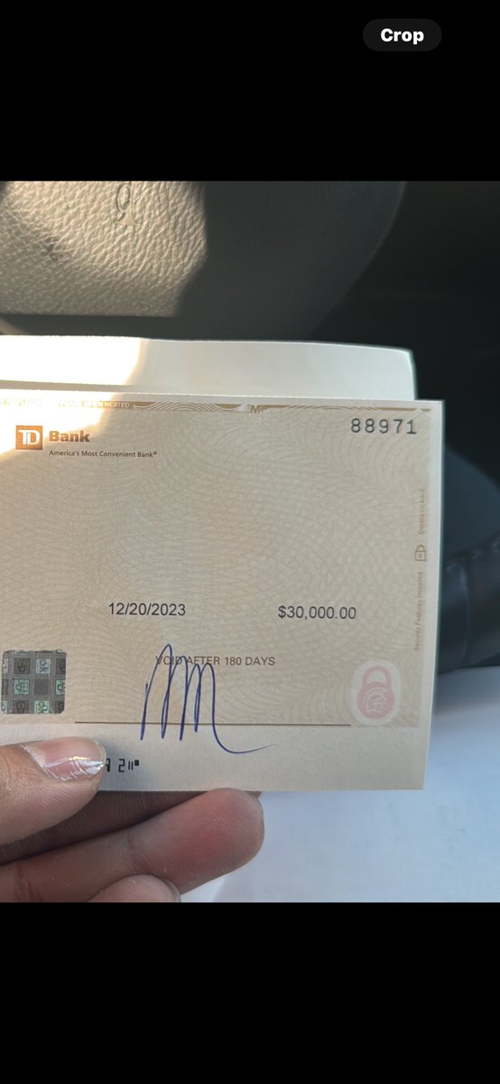 JAYLUMII1's tweet photo. @CallMe100KsPage These just commissions in 6 month own 5 houses purchased priced over 1.5m all well below market value. Now to do this every month https://t.co/w1BvJnV9yw