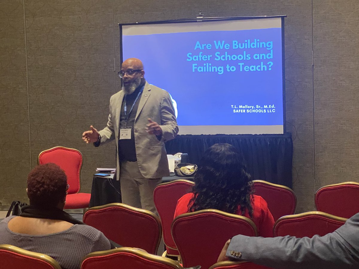 VAABSE_org's tweet photo. Breakout Sessions 2 are so engaging! All of this information is coming back  to your school division…starting Monday!!! #TheLegacyContinues #HistoryInTheMaking #BreakingShapingBuilding https://t.co/ejWUWULkzY