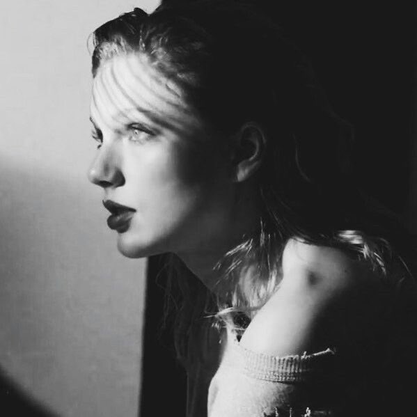 bella ★ tweet media