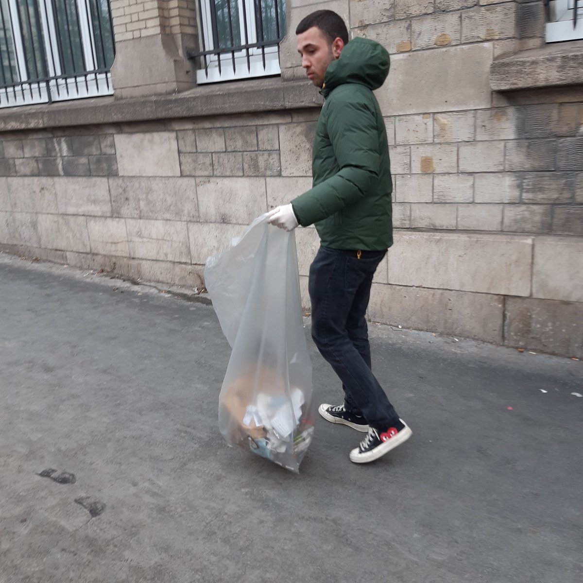BenjaminMallo's tweet photo. Un très grand BRAVO et MERCI à @alexberthou Président de l'association @le17parisien pour un engagement et un investissement sans faille pour les autres et pour son quartier !
@Decathlon https://t.co/buOLqO0JZt