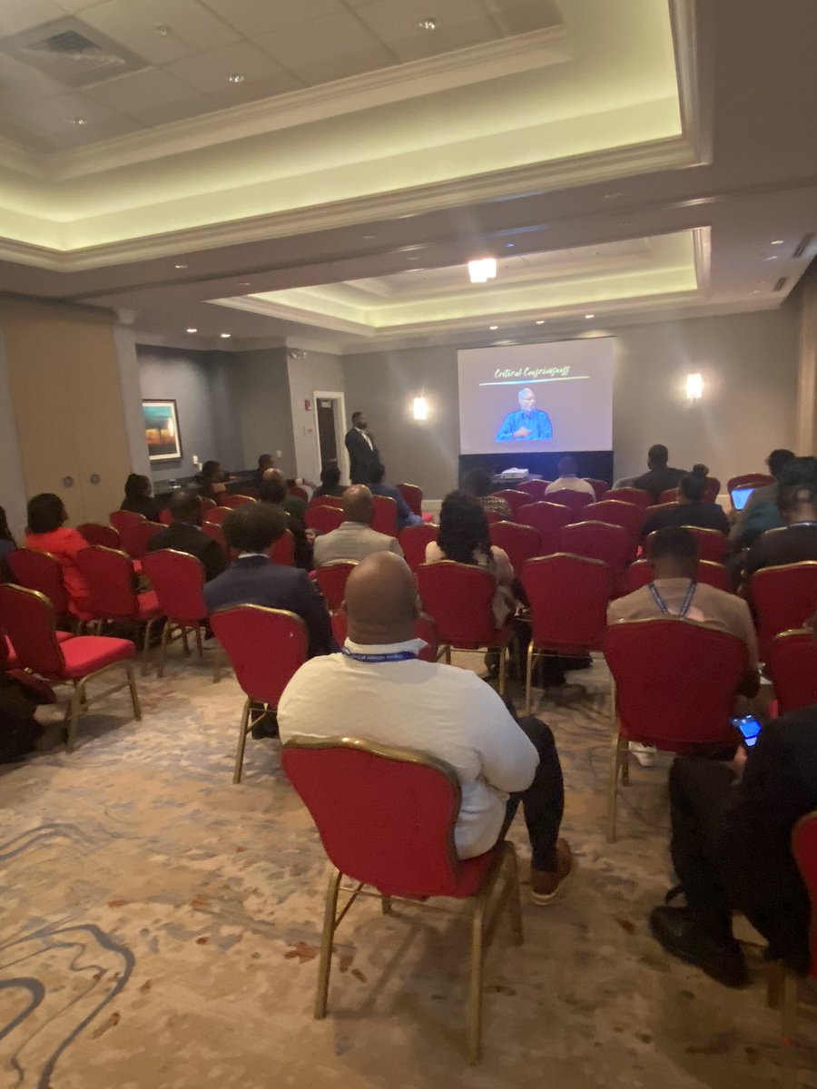 VAABSE_org's tweet photo. More Engaging Sessions @VAABSE_org Breakouts for assisting students of African-Descent. What will your purpose be for helping our kids? #HistoryInTheMaking #TheLegacyContinues #BreakingShapingBuilding https://t.co/9GGVieiCPO