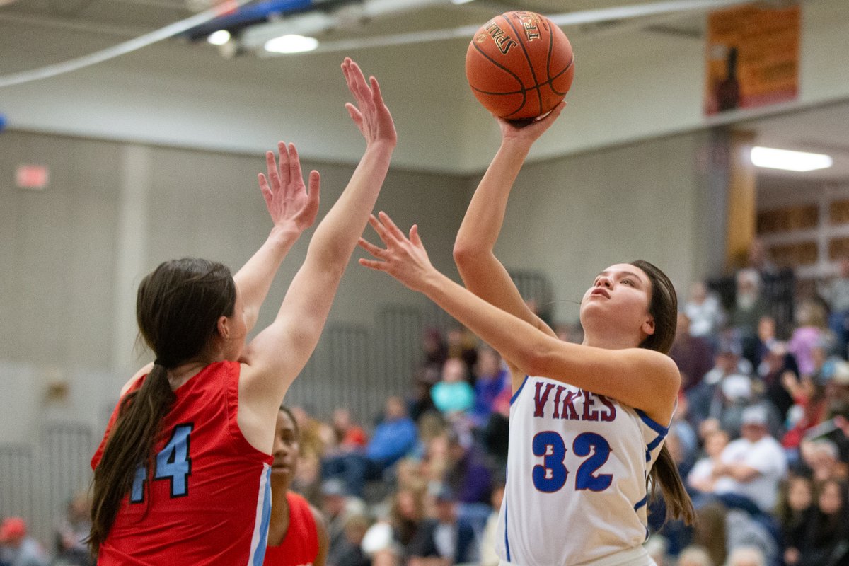 Another huge week in the capital city! We had 1K point career scorer, a 30-piece and thunderous dunks. Here are the top performers of the week! STORY: cjonline.com/story/sports/h…