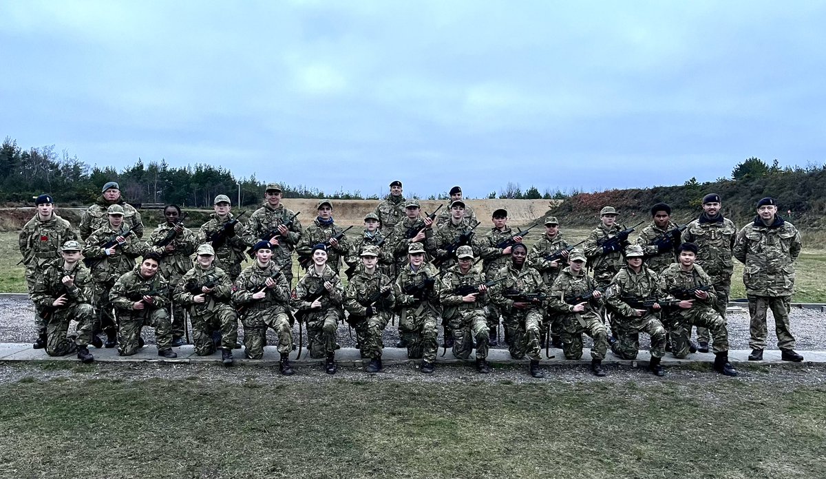 NQuick4056's tweet image. Busy day for @RoyalRussellCCF Army Section on Pirbright Ranges as part of Winter Camp! Looking forward to day 2 tomorrow! @ArmyCadetsUK @CCFcadets @Official_REME
