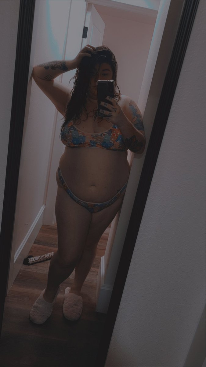 bbwqueen666's tweet photo. ❄️ ☃️ 💙 

#winterbabe #bbw #snowday2024 #NSFW #onlyfansbabe https://t.co/JaEqccvmev