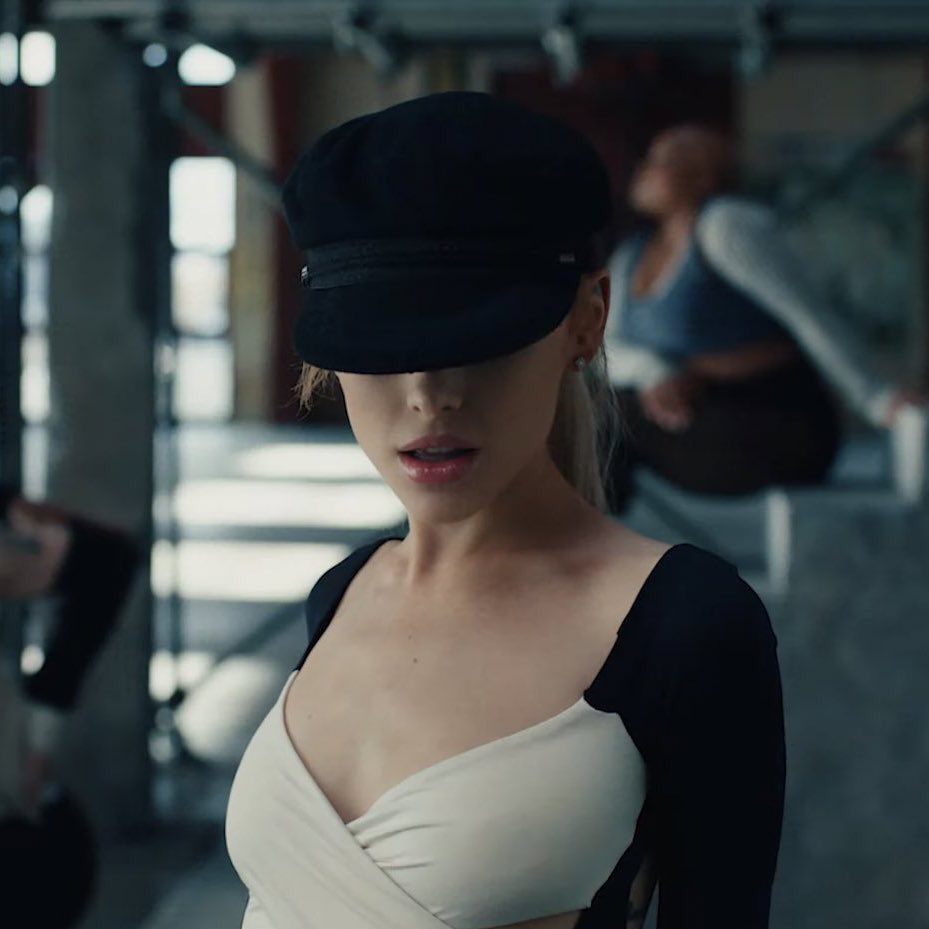 Ariana Grande Brasil tweet media