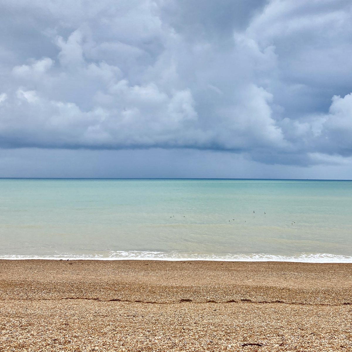 abstractionista's tweet photo. Do you strictly follow the rule of thirds as taught for landscape photography or not?https://t.co/srM9VuW1pz https://t.co/8ju59koAai #lifecoaching #photography #photographiccomposition #creativitycoach https://t.co/0KsZd95Vfj