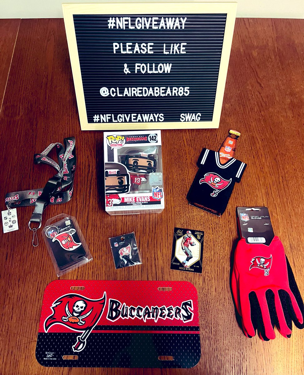 #Buccaneers #SWAG #NFLGIVEAWAY For a chance 2 #win this #prize inc a hard to find Mike Evans #FunkoPop. You MUST b following <a href="/clairedabear85/">Claire Da Bear</a> &amp; RT &amp; like this link. The #Giveaway will run till 19/1 &amp; is open 2 fans globally #NFLTwitter #NFL  #NFLWildCard #NFLPlayoffs #PHIvsTB