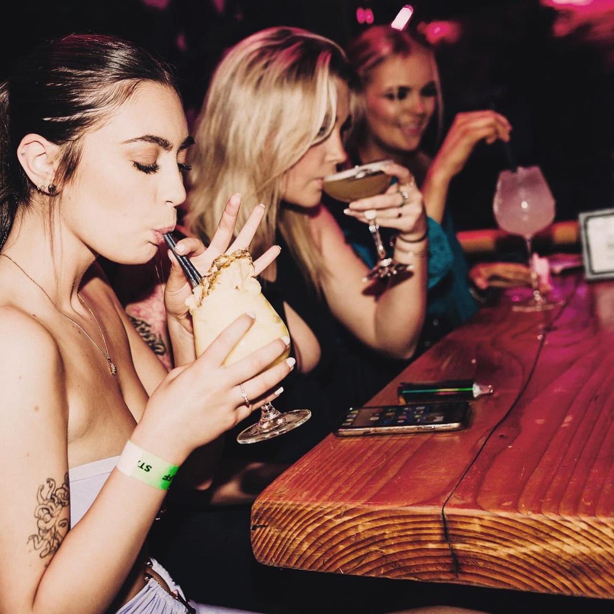 All new table packages @ Thompsons Tonight .. See Below 👀

🍾 £50 Prosecco Package
includes:
Admission For Six People / Reserved Table / Bottle of Prosecco 

🍸£100 Bottle Package 
includes :
Admission For Ten People / Reserved Table / Bottle of Spirits &amp; Mixers 

DM to Book