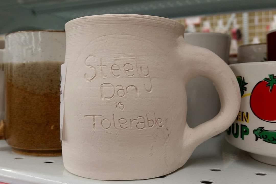 gothesbian's tweet photo. thrift store find https://t.co/kBufC0n6E3