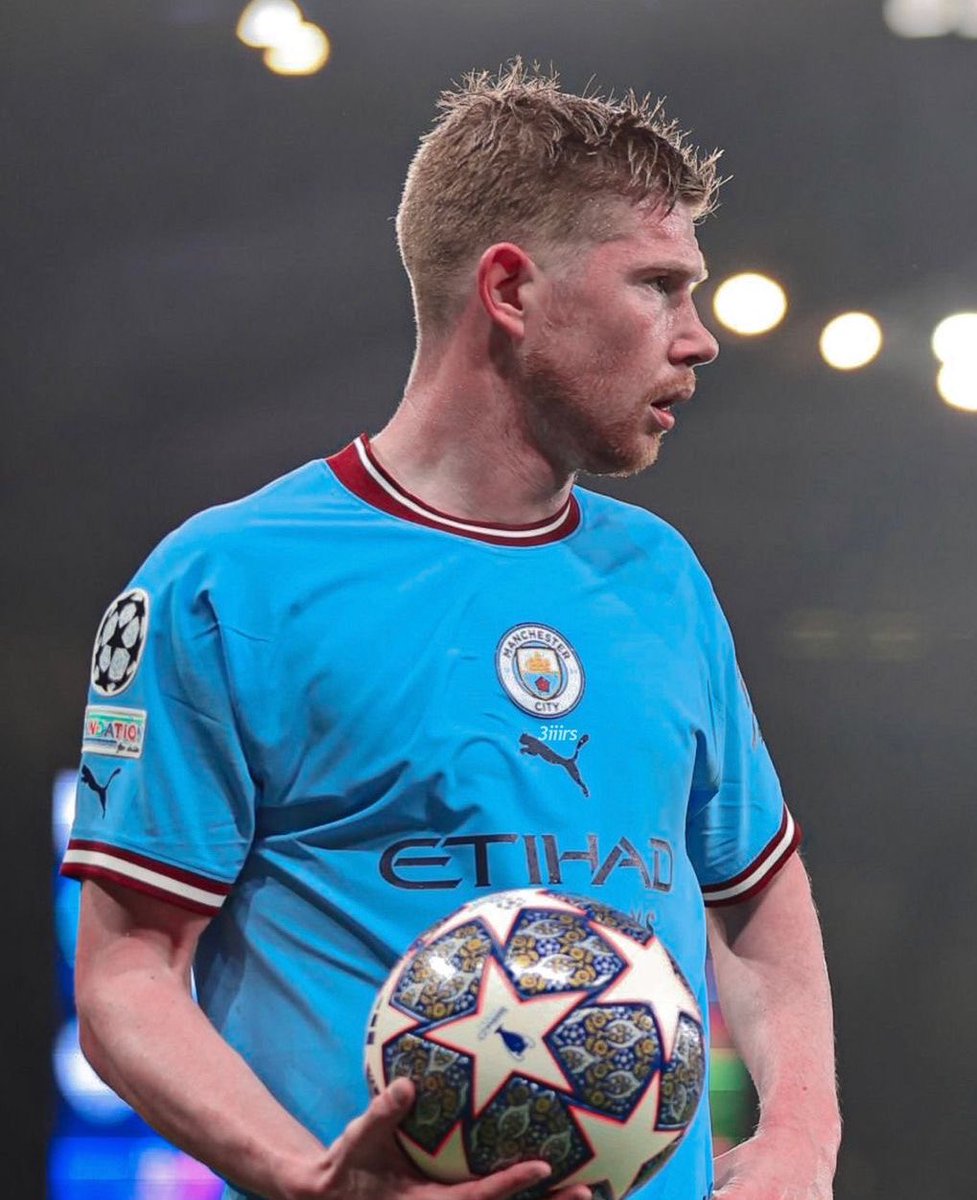 _DeJonginho's tweet photo. Mettons fin au débat 

🔄 pour Modric                 ❤️ pour De Bruyne https://t.co/8W9aXdbwsX