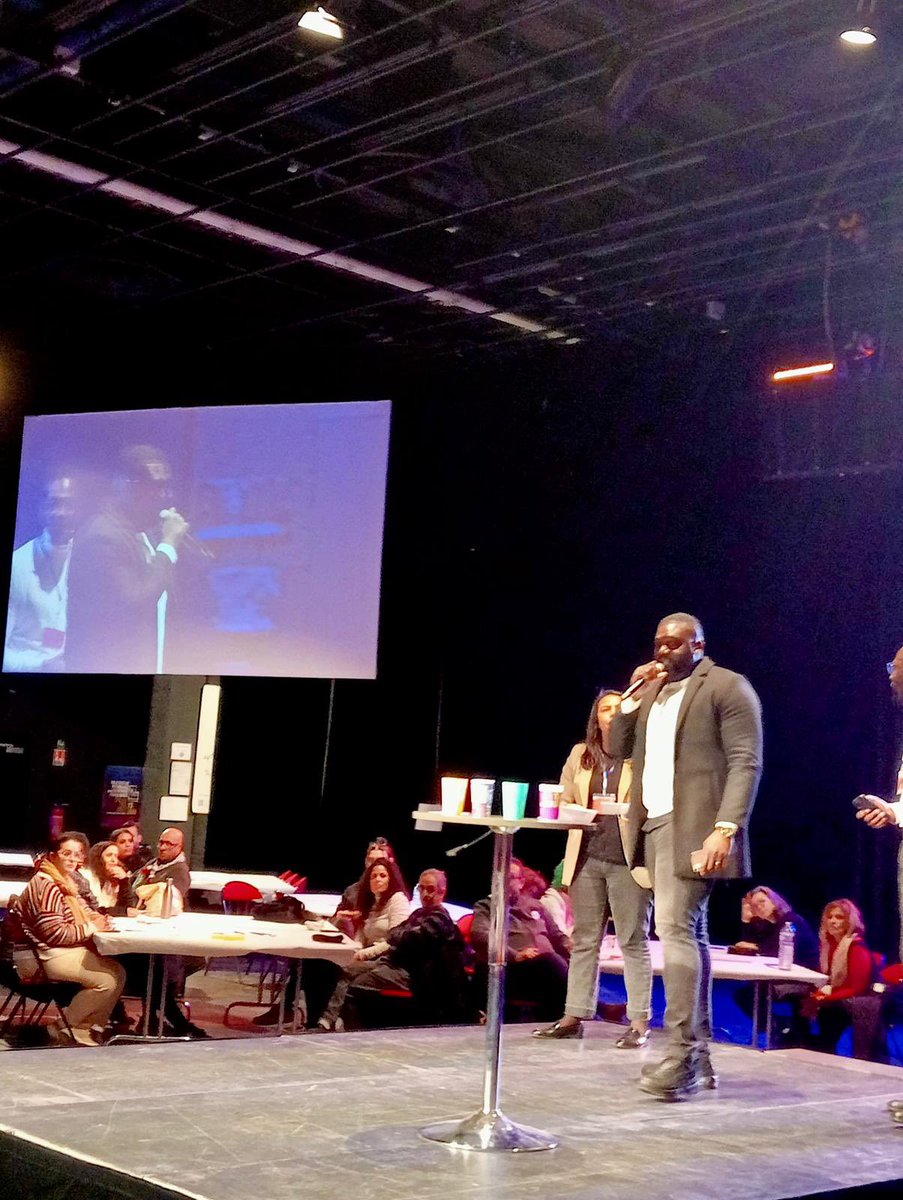 TerenceBandudi's tweet photo. Ravi d'avoir été invité à prendre la parole lors de la seconde édition de la rencontre nationale des quartiers populaires aujourd'hui. 

Mon intervention a porté sur les services publics, en mettant particulièrement l'accent sur les transports, une question cruciale. https://t.co/F7C3QHyZrN