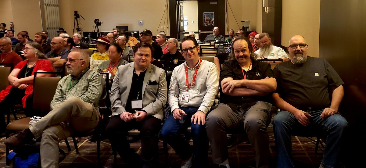 WarpCordova's tweet photo. What an impressive lineup of editors and authors! @BaenBooks #Marscon @monsterhunter45 @DavidJohnButler #ChristopherRuocchio #DavidAfsharirad https://t.co/ikh6GtucO3
