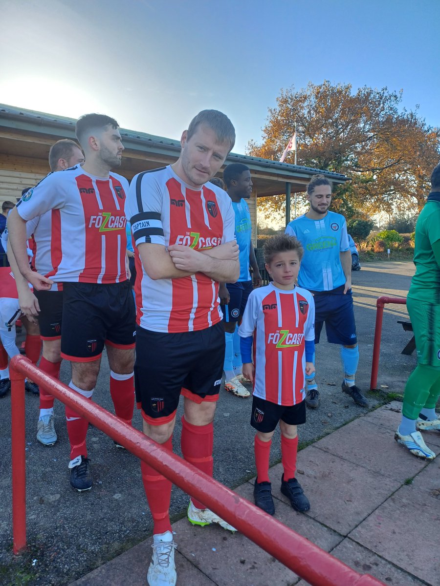 allydarrall's tweet photo. @ETFC1968 @kinzeh_ @louisbridges229 @LaneHeadFC1 UTE https://t.co/sGd6GImmys