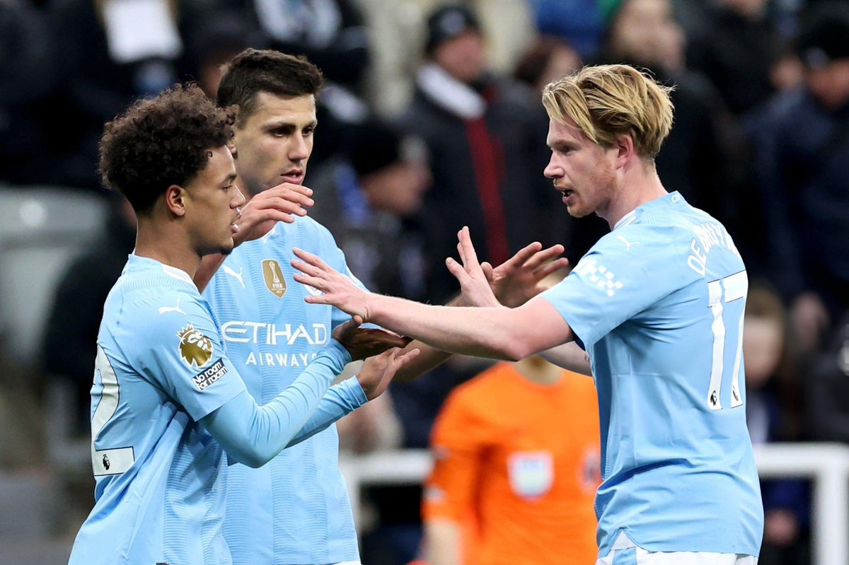 Jusstotb's tweet photo. Oscar Bobb,Rodri and Kevin De Bruyne
#NEWMCl https://t.co/Wv7PGuduAB