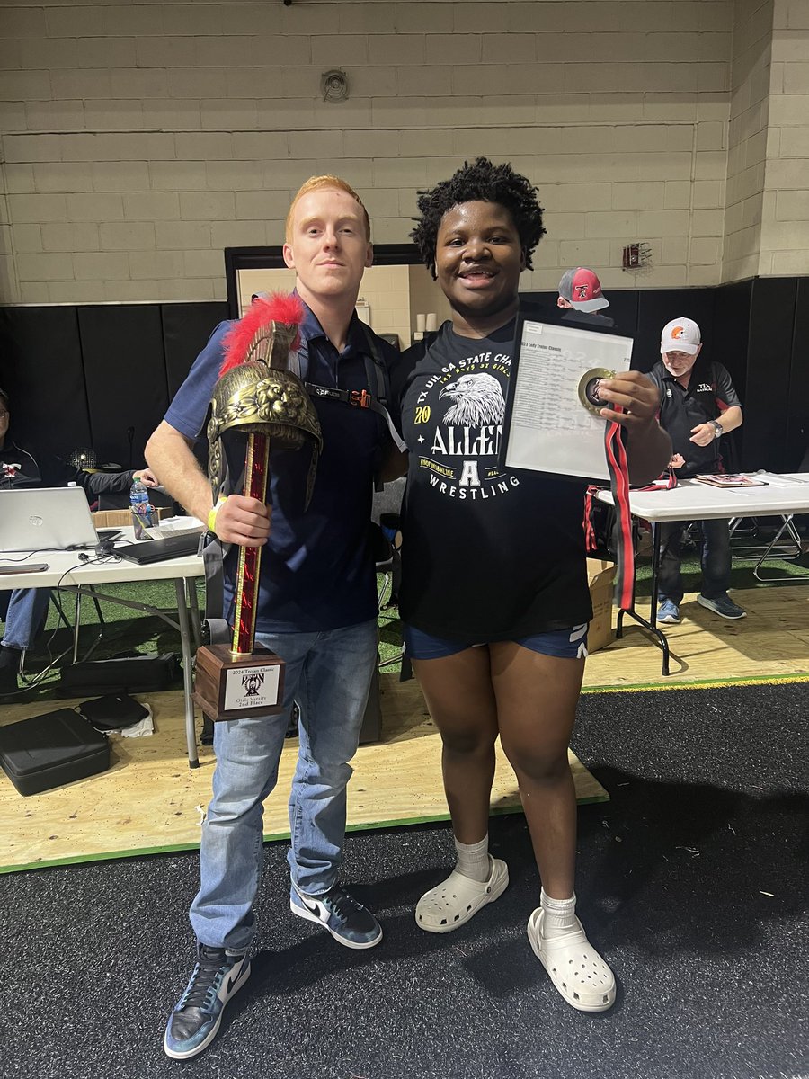 ESTHER PETERS !!!! Just beat the #1 ranked 235 lbs girl in the nation 6-2 !!! Already brainstorming ways to improve on Monday 1️⃣🏆🔥 @Allenwrestling #Newnumber1 #onlywayweknow