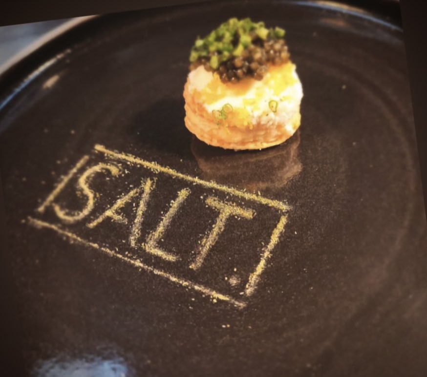 SALTROCKFORD's tweet photo. ✨amuse bouche✨- “mouth amuser” in French ~ aka a little complimentary (off the menu) bite sized masterpiece that chefs send to diners before their meal.

We love that these tiny bites are making a strong comeback! 

Share your favorite amuse bouche. 👇🏽

#gorockford #eatlocal https://t.co/CgfMHMJel2