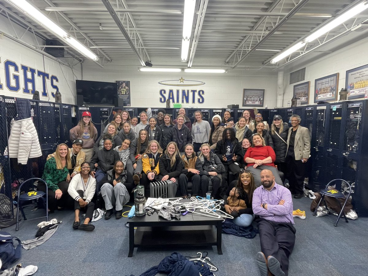 Mo Rammuny (@coachmorammuny) on Twitter photo @SHUWBK ALUMNI, TRADITION, HISTORY, AND MOST IMPORTANTLY FAMILY. THANK YOU TO ALL THE FORMER ALUMNI THAT CAME OUT TONIGHT AND SUPPORTED US Thank you for paving the way!! <a href="/Shuwbk1/">Siena Heights WBK</a> @SHUWBK ALUMNI, TRADITION, HISTORY, AND MOST IMPORTANTLY FAMILY. THANK YOU TO ALL THE FORMER ALUMNI THAT CAME OUT TONIGHT AND SUPPORTED US Thank you for paving the way!! <a href="/Shuwbk1/">Siena Heights WBK</a>