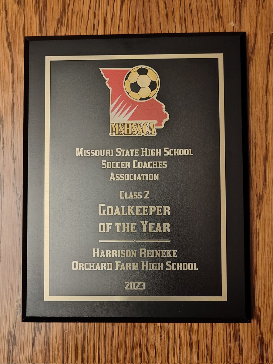 HarryR314's tweet photo. Thanks to @MOSoccerCoach for the 3 new plaques! @OFEaglesSoccer @OFR5_Activities @MSHSAAOrg https://t.co/NeY9JdNn9U