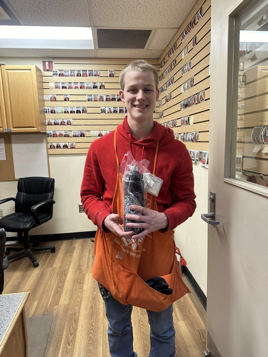 Lex Minor (@lexminor99) on Twitter photo Shout out to our awesome equipment drivers !!! Thank you for ALL that you do we appreciate you guys so much ! I hope you guys like your gifts! <a href="/SarahSmiles8483/">Sarah Clark</a> <a href="/brian_elchert/">brian elchert</a> @THDjeff <a href="/HomeDepot/">The Home Depot</a> Shout out to our awesome equipment drivers !!! Thank you for ALL that you do we appreciate you guys so much ! I hope you guys like your gifts! <a href="/SarahSmiles8483/">Sarah Clark</a> <a href="/brian_elchert/">brian elchert</a> @THDjeff <a href="/HomeDepot/">The Home Depot</a>