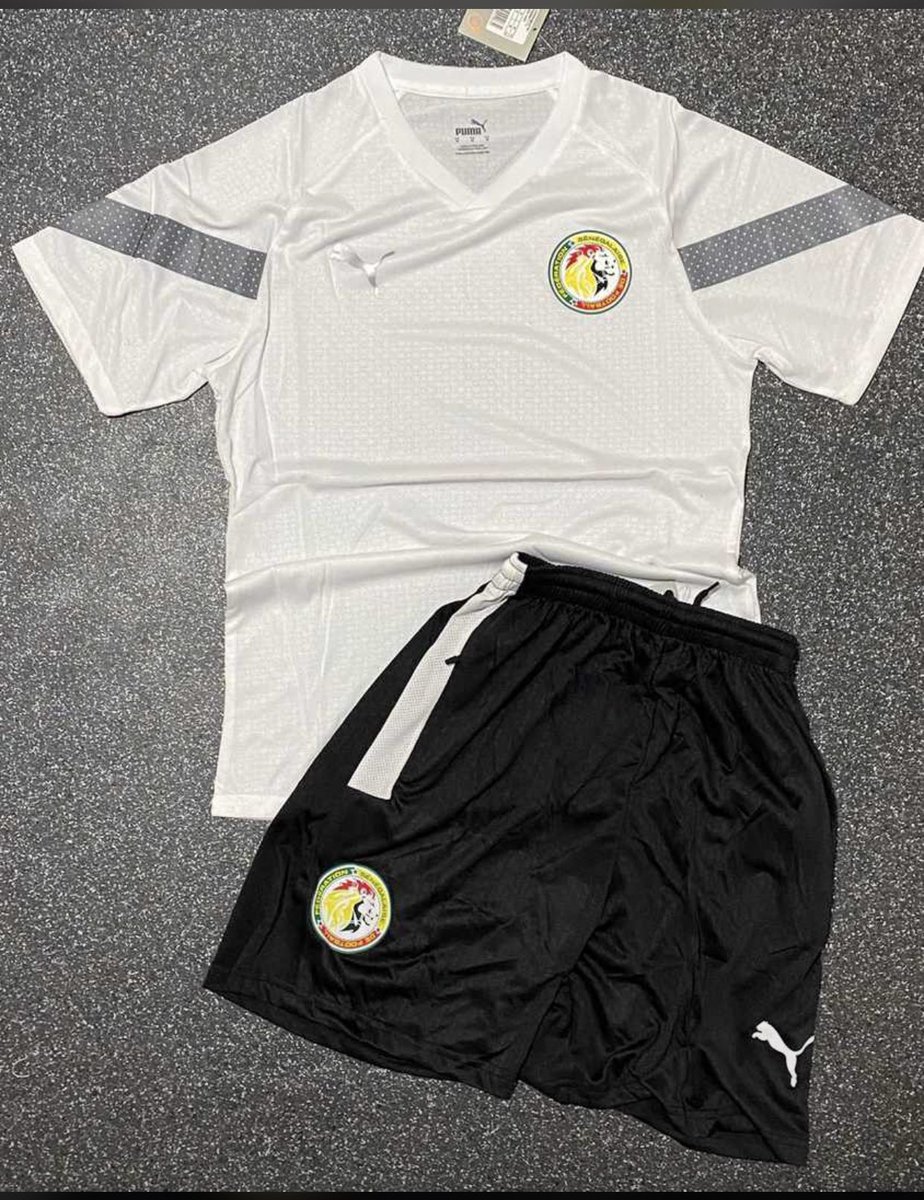 ZaleDealer's tweet photo. 🚨 JEU CONCOURS 🤌🏾

Tentez de Remporter Un maillot de la part de @ZaleDealer lors du match Sénégal vs Gambie 

Pour participer :

-Follow @ZaleDealer 

-Retweet ce Tweet 🙌🏾

-Commente le score et le nom d’un Buteur 

#AFCON2023 
#SenegalRek 

#TAS : lundi 21h https://t.co/ccOrChRrVt