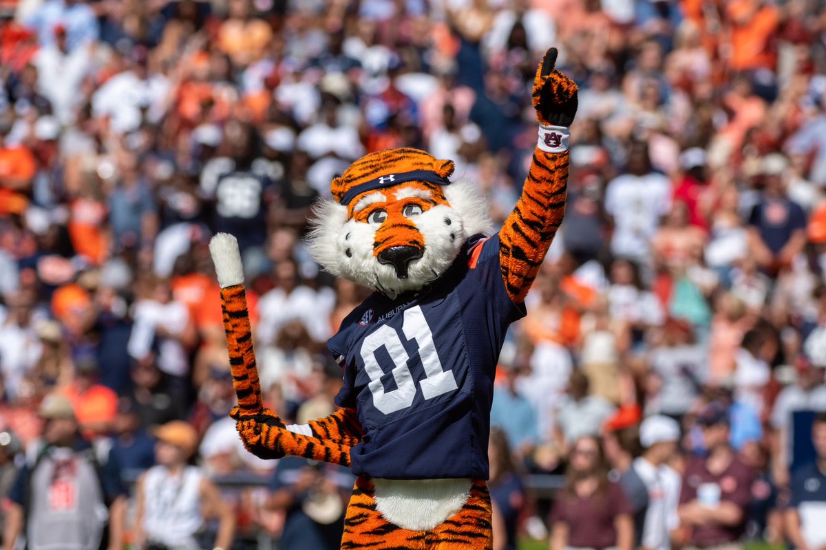 Auburn University tweet media