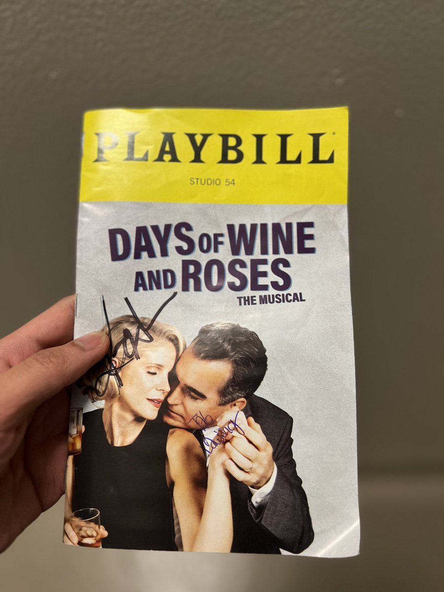 samsianturijkt's tweet image. It was good to have seen Days of Wine and Roses on Broadway recently today! Kelli O’Hara, Brian D’Arcy James, Tabitha Lawing, and the entire cast were very talented. I met Tabitha and Kelli after the show and got their autographs.

#wineandroses #broadway #broadwayshow #musical