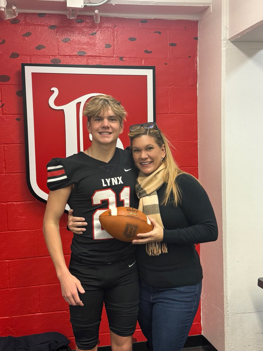 jacks0nstewart's tweet photo. Had a great time with @RhodesFootball 
Thank you so much for a great experience and taking care of me and my family. Had a great time with the coaches and players. Roll Lynx! 

@coachrichduncan @CoachATChau @CoachCPrestidge @CasadyFootball https://t.co/hmrjXiNJw1
