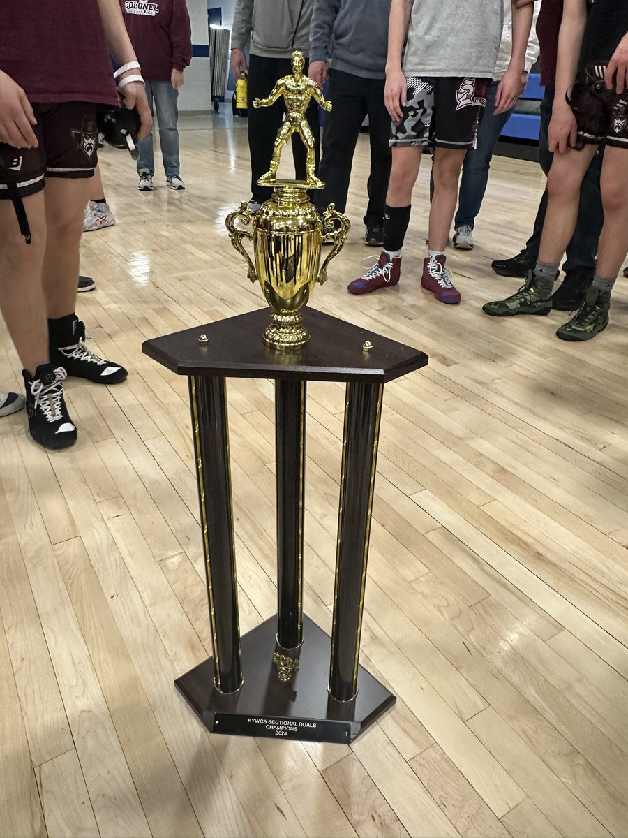 HC_Wrestling1's tweet photo. The Colonels are 3A Section 1 Sectional Duals Champions!!! https://t.co/iW0bdXsMcp