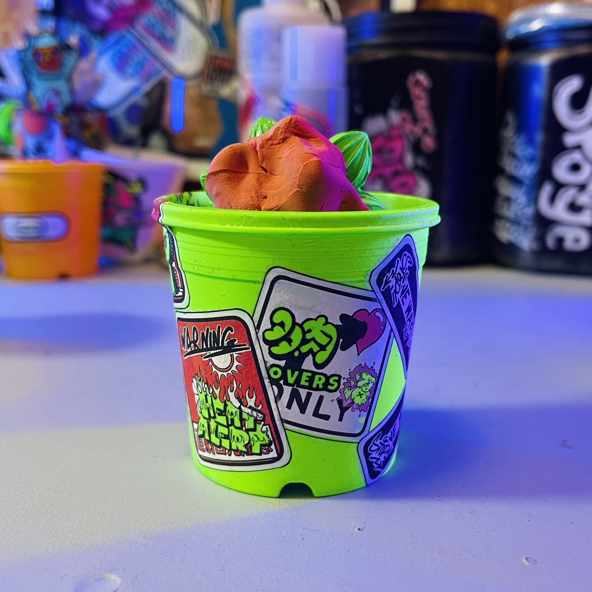 FrankenCustom's tweet image. 試作1号☝️
諸々調整🧟‍♂️

#多肉植物 #다육식물  #succulent  #plants  #echeveria  #リメ鉢  #franken_custom   #custom #BANSOCO #ばんそーこー