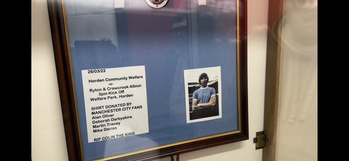 IanCheeseman's tweet photo. De Bruyne = Bell 2.0
A visit to Colin Bell’s birthplace as Oscar Bobb Bobb Bobb wins it for #ManCity thanks to @KevinDeBruyne 
Thanks @MMart_mirrors @motoroffencelaw @JamesTCobbler 
#newmci 

🎥 https://t.co/GxDwFiE5Dq https://t.co/fdGPjzNCBW