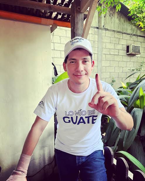 _rojilla's tweet photo. Le ruego a cristo nuestro señor y redentor que hasta la nana de este maldito termine presa🙃 https://t.co/fZvJeepWjk