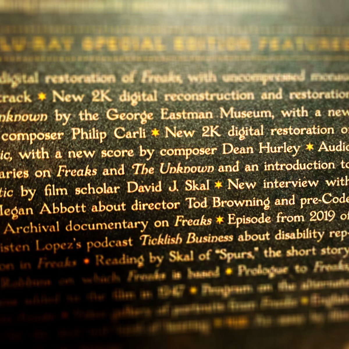 drudru1986's tweet photo. I'm saddened to hear of the passing of film historian and writer David J. Skal earlier this year. I'm currently working on videos on both Dracula and Freaks, and his commentaries have been invaluable. May his spirit live on. https://t.co/02Xze24Z4N