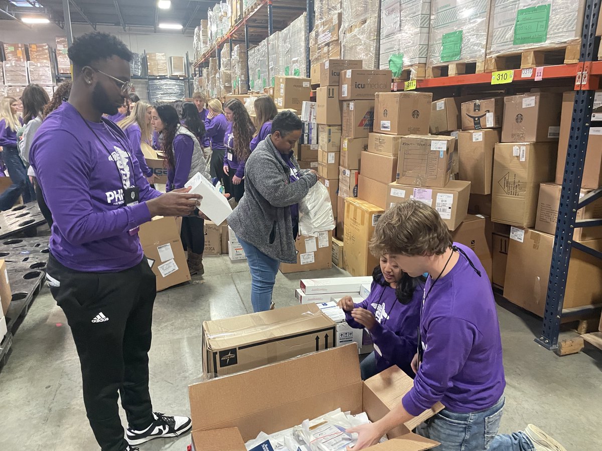 t_n_doc's tweet image. Proud to be representing @PhiDEFraternity and @OhioStateMed at the #PhiDE 2024 International Convention where we assisted @projectcure alongside our undergraduate chapter to package medical materials to send to Ethiopian hospitals for those in need. #OSUCOM #OSU