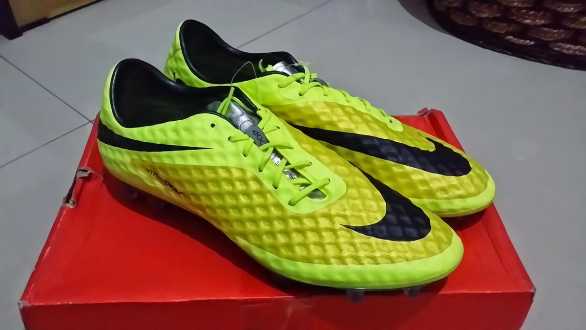 vikoandrs's tweet photo. @FandomID_ ga kesampean magista obra, mercu vapor dptnya hvp sama 'veloce' :( https://t.co/Cn5ZIjcl6v