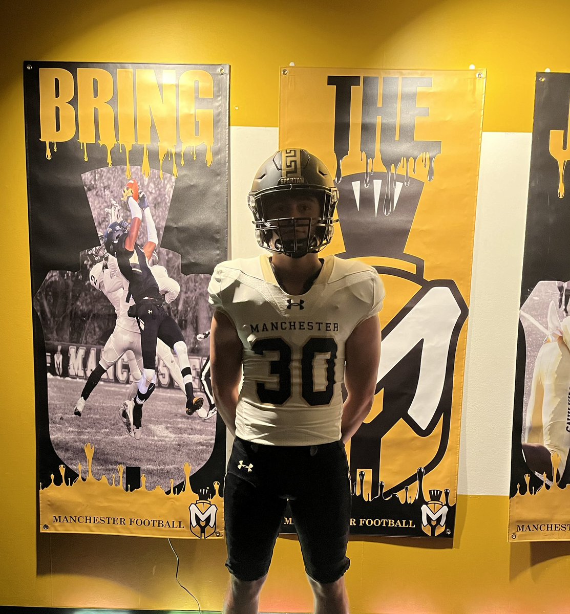 After a great conversation with <a href="/CoachMetkler/">Zach Metkler</a> I am proud to have received an offer from <a href="/MU_SpartanFB/">Manchester Football</a> I would like to thank all the coaches for the opportunity <a href="/CoachAmos03/">James Amos ✝️</a> <a href="/CoachV_MU/">Vann Hunt</a> <a href="/HuskiesStrength/">Jon Kirschner</a>