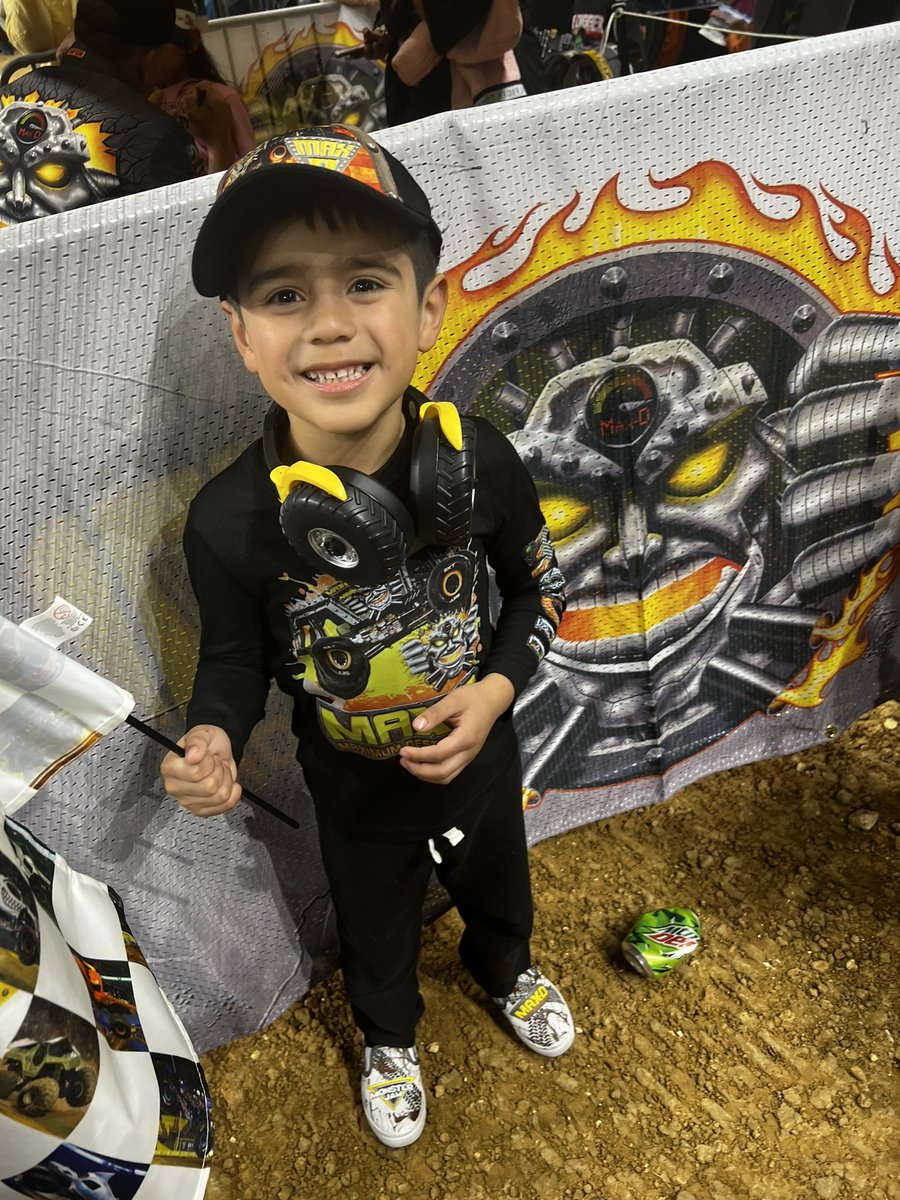 #MonsterJam