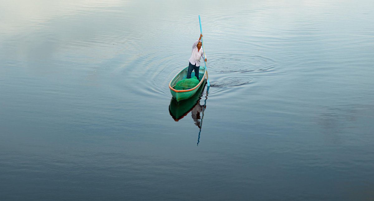 TabascoJavier's tweet photo. Un compañero me compartió esta postal tomada en Nacajuca, lugar lleno de historia, con paisajes llenos de vida. #FelizSábado 🛶 https://t.co/2kJIFoUjRk