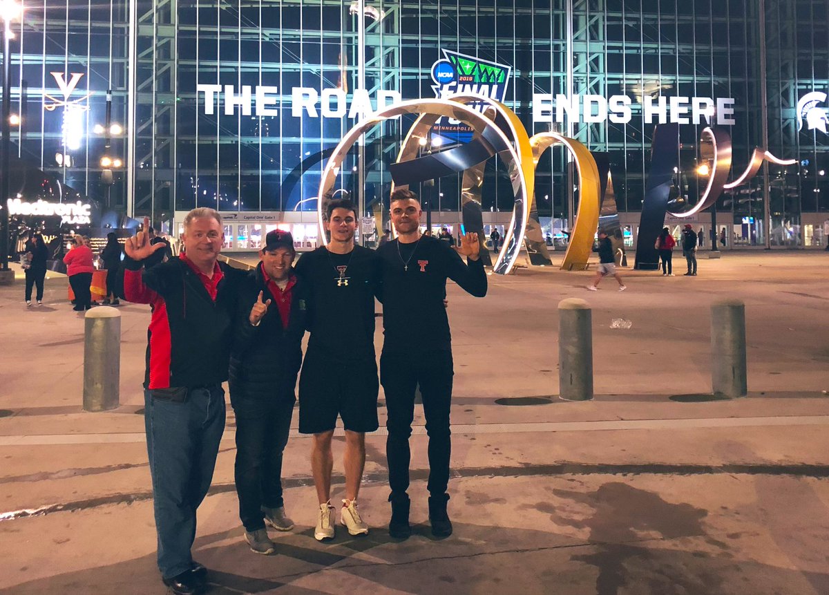 🤝👊🤜🤛 to a great friend!  He was so proud of all of you! This will always be one of my favorite photos after your Final 4 game!  Gets no better than this.  We were the last ones out of the stadium!  A great fan of <a href="/NDCP_Hoops/">NDCP Basketball</a> and his memory will always live on!